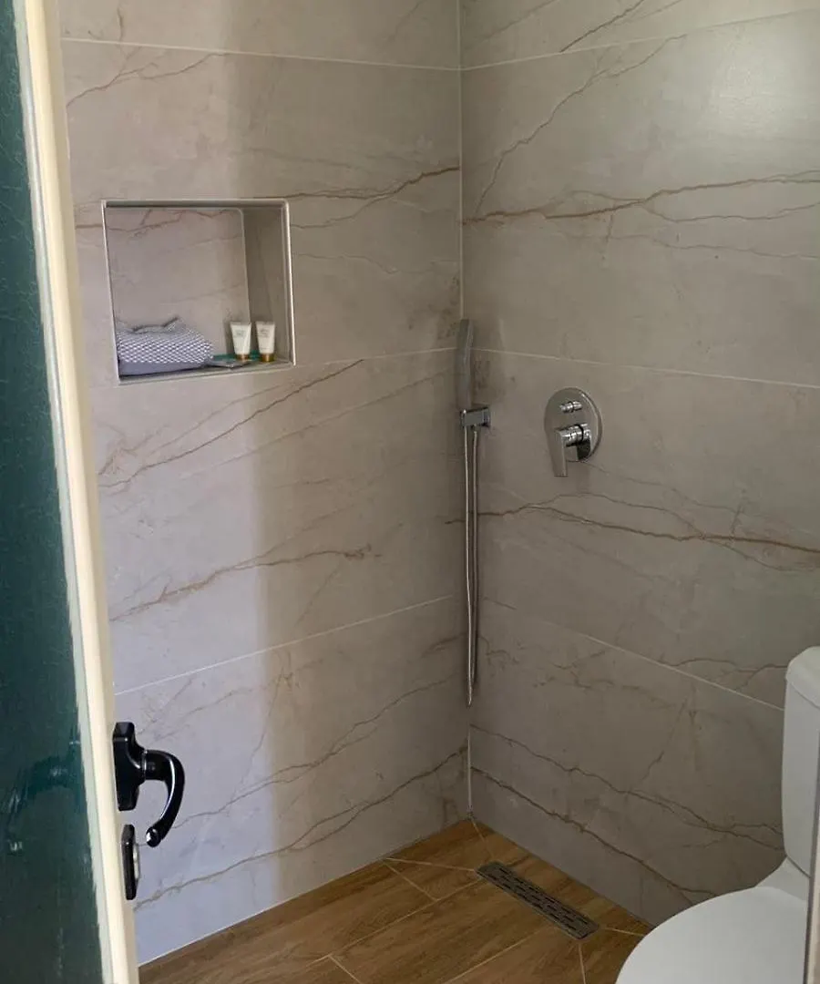 Hotel Vila Andi Zverneci