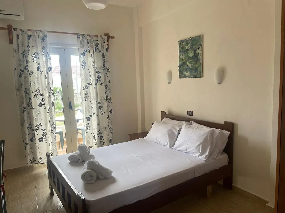 *****  Hotel Vila Andi Zvernec Albania